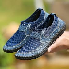 Black clean footwear 20es